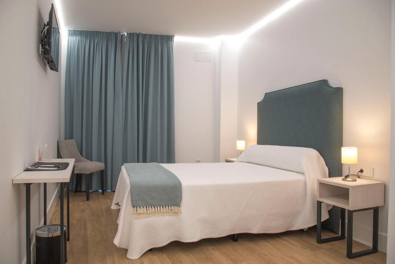Gm Hotel Марчена Екстериор снимка