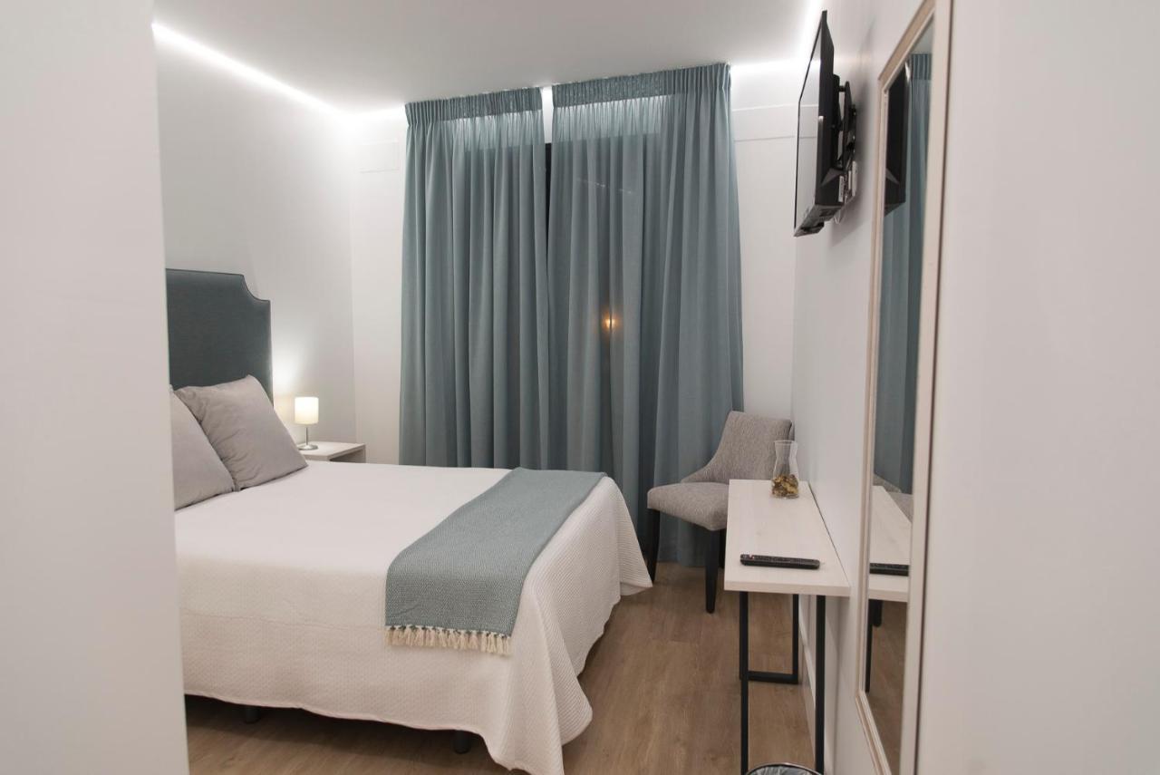 Gm Hotel Марчена Екстериор снимка