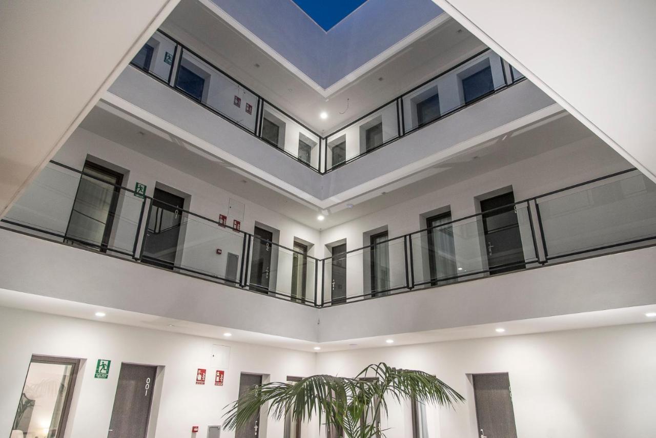 Gm Hotel Марчена Екстериор снимка
