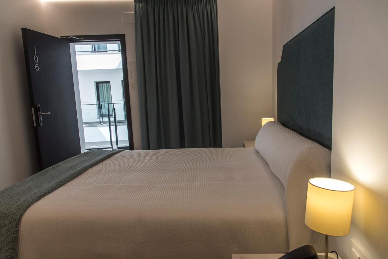 Gm Hotel Марчена Екстериор снимка