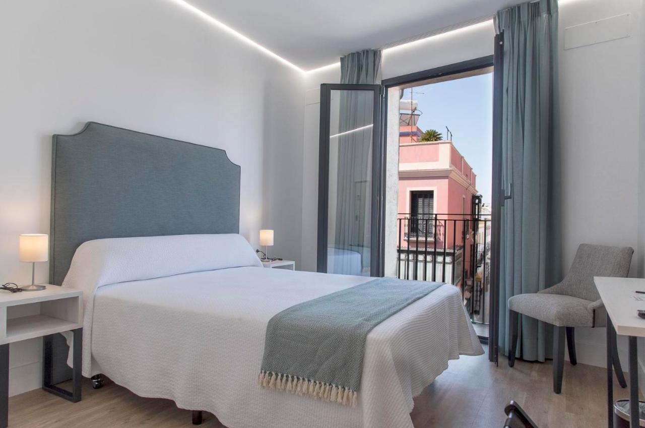 Gm Hotel Марчена Екстериор снимка