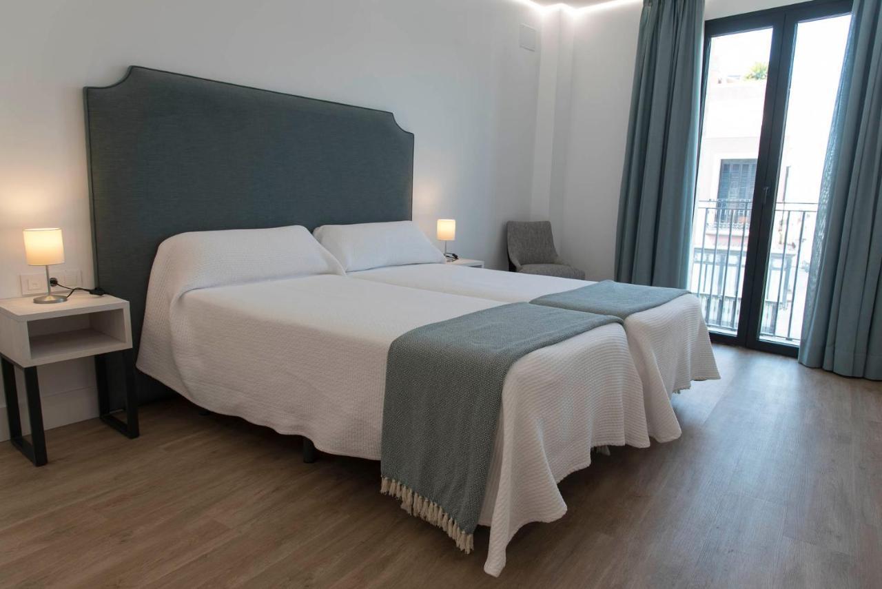 Gm Hotel Марчена Екстериор снимка